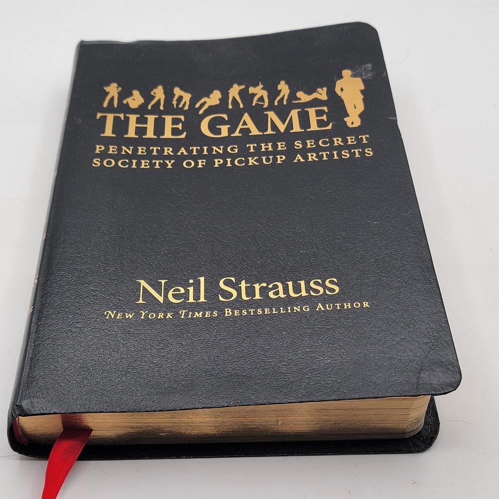 Neil Strauss The Game Hardcover Faux Leather Gold Gilt Edges Good